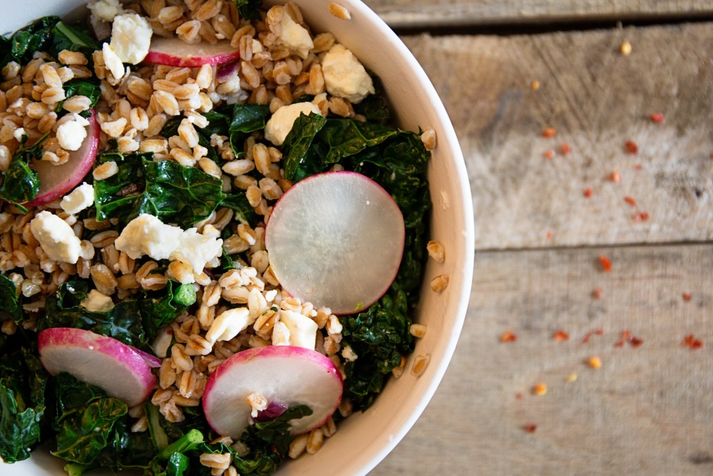 Fit Tip: Add a healthful whole grain like Farro to your next meal! Farro gives you a fiber fix, helps keep you energized and boosts the immune system. 